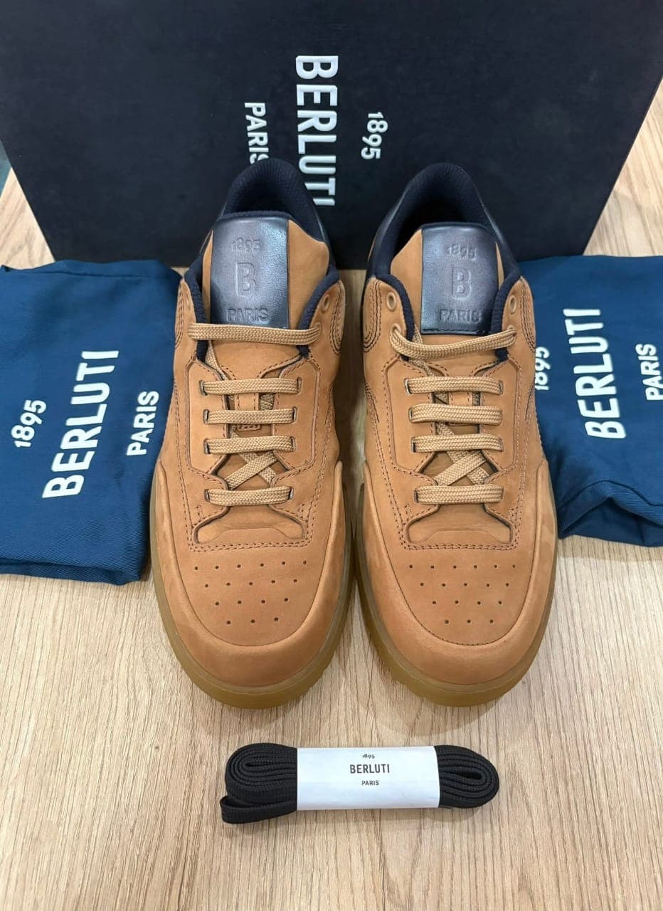 BERLUTI ( Playoff )